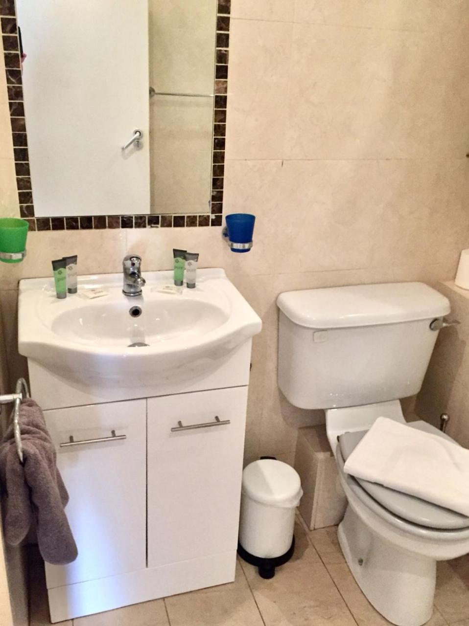 Apartment Your Place - Trinity Plaza Dublin